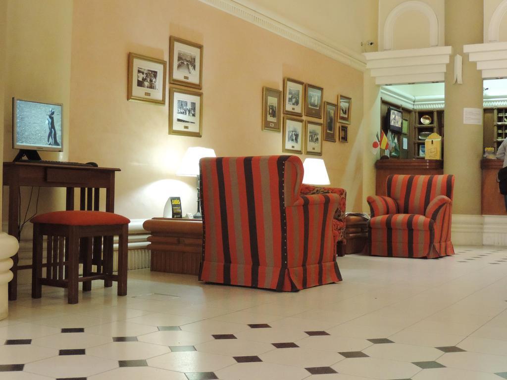 Hotel Galicia Trelew Zewnętrze zdjęcie