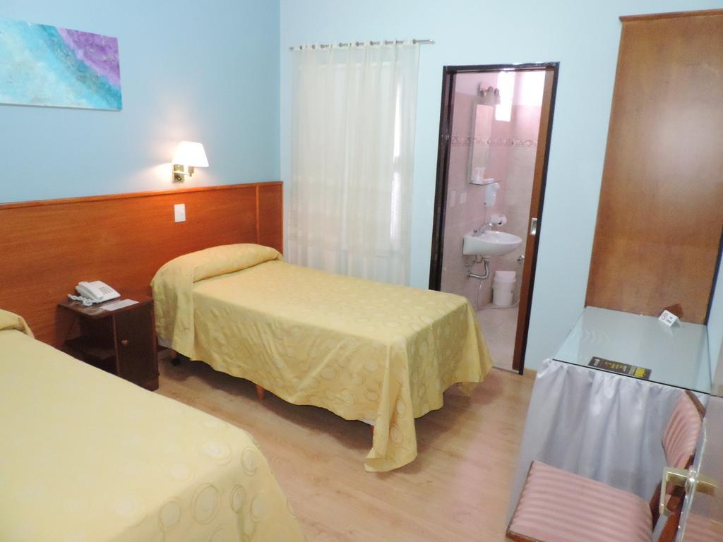 Hotel Galicia Trelew Zewnętrze zdjęcie